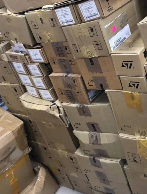 工厂电子物料回收